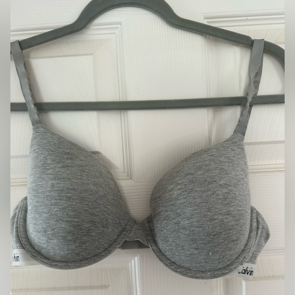 Classic CK t shirt bra